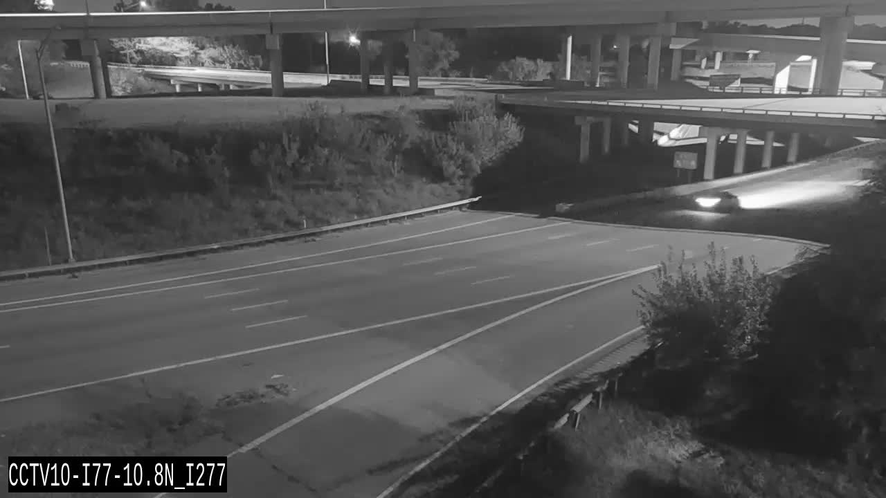 Traffic camera: I77-10.8N I277